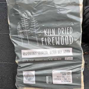 Premium kiln dried logs large bag
